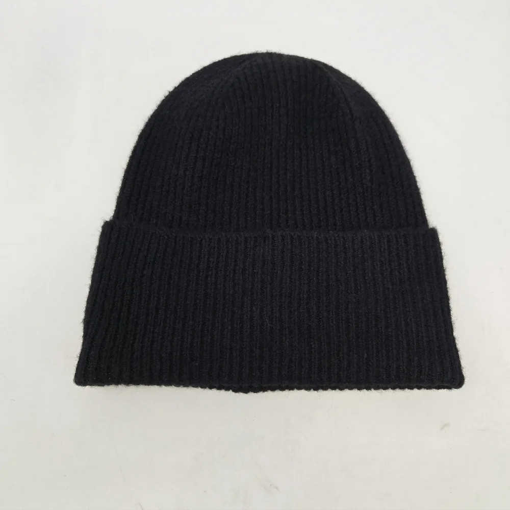VINCE CAMUTO WINTER BEANIE BUNDLE SET OF 2 BLACK KNIT GREY CHUNKY HAT WOMEN OS